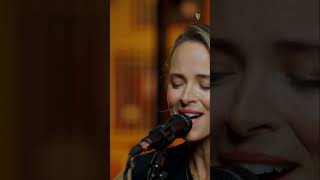 Gemma Hayes  High amp Low  Live on Fanning At Whelans [upl. by Bethanne]