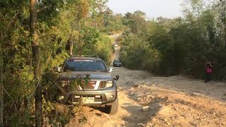 Navara D40 4x4 Off Road 1 [upl. by Kemp638]