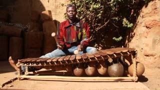 Balafon style quotSénoufoquot  Adama Diabaté  BaraGnouma [upl. by Karb]