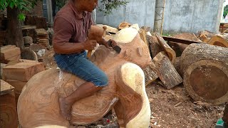 Epic Monster Woodcarving  King of the Lost World  Woodworking Project [upl. by Skelton]