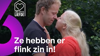 Er wordt flink wat AFGEZOEND tijdens de date 👅 👄  Lang Leve de Liefde AFL339 [upl. by Idnib601]