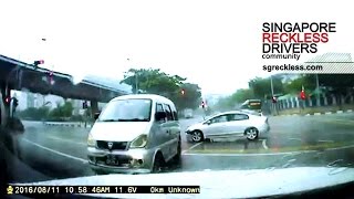 SRD Community Woodlands Ave 10 Junction Accident [upl. by Norvun252]