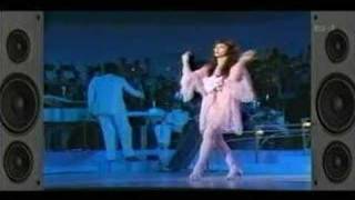 Kate Bush  Moving live 1978 Tokyo Music Festival [upl. by Keil284]