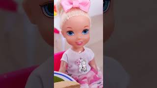 Elsie’s Dinner Date Disaster 💦 dolls youtubecreatorcommunity splash [upl. by Ekud]