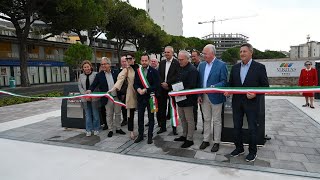 Inaugurazione della prima isola ecologica a scomparsa di Jesolo [upl. by Elraet435]