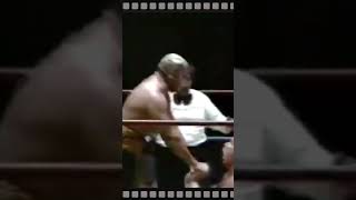 Mil mascaras vs Rick Patterson  lucha libre [upl. by Richmal]