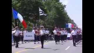 French Navy pipe band le Bagad de LannBihoué 2004 Halifax Nova Scotia [upl. by Helms]