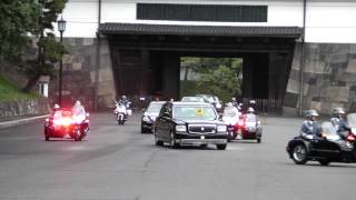 マレーシア国王 車列 桜田門 Malaysia kings motorcade visiting Tokyo [upl. by Quinlan]