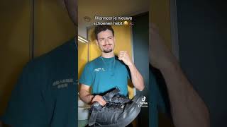 Wanneer je nieuwe schoenen hebt 😂👞 [upl. by Noam421]