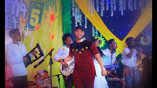 Ephrem Amare Live Performance  2021 Official Video Ephrem Amare Sey Ephrem Amare Atiyo [upl. by Einnod324]