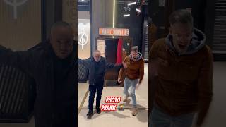 Le photomaton n’a pas été gentil 😂 videoyoutube viral smile prank [upl. by Huberman]