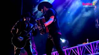 Calibre 50 en el Carnaval de Minatitlan Veracruz 2014  YattaRadiocom [upl. by Sill766]