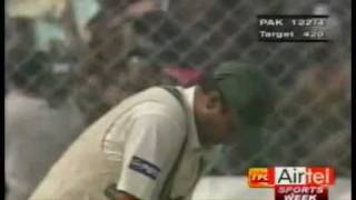 Anil Kumble 10 wicket haul  India vs Pakistan 2nd Test Delhi February 48 1999 [upl. by Amalberga]