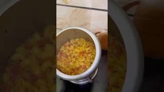 Cooker mein bnae macroni trending minivlog indianrecipes macroni [upl. by Bohannon]