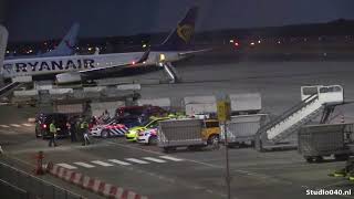 Bommelding Eindhoven Airport leidt tot tumult [upl. by Ridgley]