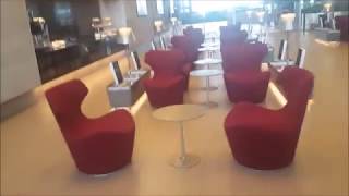 Review Rundgang durch die Qatar Airways Al Mourjan Business Class Lounge am Hamad Airport in Doha [upl. by Elleira]