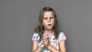 Ave Maria by Giulio Caccini cover Marjolein 8yo [upl. by Shenan104]