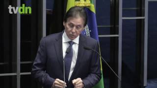 Eunício Oliveira é eleito novo presidente do Senado Federal [upl. by Ttelrats]