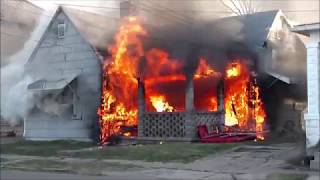 Newark Ohio Fire Department working house fire 232 S Williams incident command with audio [upl. by Marji]