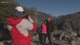 Tourists still flocking to Yosemite despite government shutdown [upl. by Abroms687]