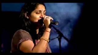 Ninnukori varanam by Harini  The Mementos concert [upl. by Nylanna]