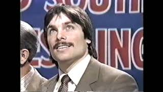 Mr Wrestling II confronts Leaping Lanny Poffo [upl. by Prevot]