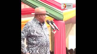 Uhuru Kenyatta Rais akimaliza kuongea nitatoroka kwa sababu mambo ya speedy speedy siwezi siku hizi [upl. by Nivat]