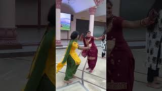 Aarti Ghumane Aai Brindavan Vaishno Mandir mein kiya dance 💃 [upl. by Ahsyt]