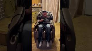 Relief and Relaxation Hunters Experience with the Relaxe Shiatsu Massage Chair [upl. by Ahen]