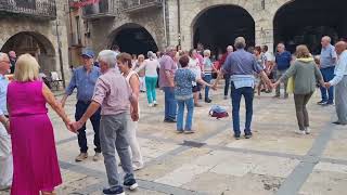 BESALÚPROVINCIA DE GIRONA [upl. by Jacquenetta]