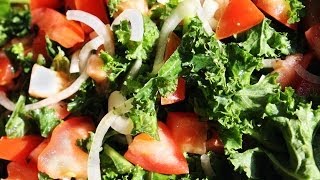 🥕 Rohkost und vegan  Grünkohl Salat [upl. by Aliemaj503]