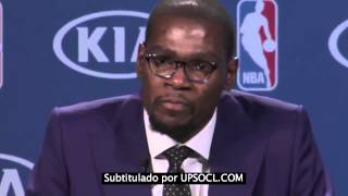 NBA  El emotivo discurso de Kevin Durant quotMamá tú eres la MVPquot [upl. by Lonni146]