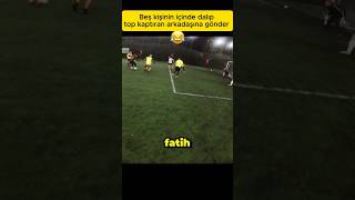 5 Kişinin Arasına Dalan Eleman 😂 saha içi kamera futbol actioncamera playereye football [upl. by Aanas]