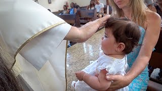 BATIZADO DA LAURA NO BRASIL Igreja em Santos SP  Daily Vlog em Familia Férias Brancoala [upl. by Kostival]