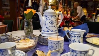 Bergische Kaffeetafel im Nostalgie Cafe in Velbert Neviges [upl. by Acisse]