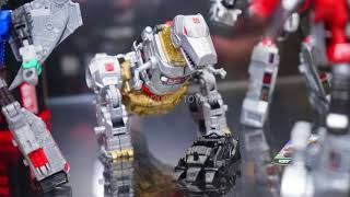 HASCON 2017 Transformers Power Of The Primes Coverage Voyager Deluxe amp Legion Dinobots [upl. by Nimaynib]