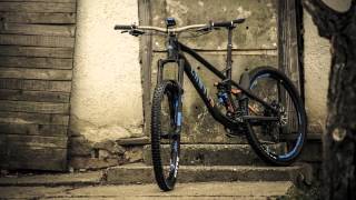 Canyon Strive CF 80 Race 2015 unboxing [upl. by Noislla261]