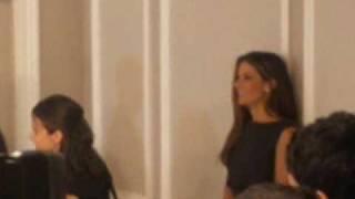 Sandra Bullock en España [upl. by Noryb636]