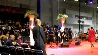 YAnna CrawleyGrandmas Hands 2009 COGIC Holy Convocation [upl. by Crary]