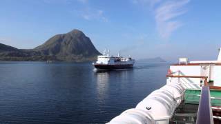 MS Lofoten südgehend trifft MS Vesterålen [upl. by Ttereve]