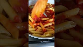 PENNE allARRABBIATA🌶️🍝 continua il GIRO dITALIA🔥 Shorts [upl. by Leorsiy]