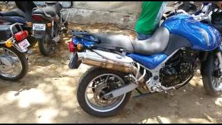 Triumph tiger 955i exhaust sound [upl. by Kroo]