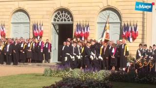 Lemainelibrefr  Présentation au drapeau au Prytanée [upl. by Siskind86]