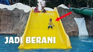 NYOBA SEMUA WAHANA DI SNOWBAY TMII  SENJA FIRSTA BERENANG PART 2 [upl. by Ilsel524]