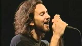 Last Kiss  Pearl Jam Live [upl. by Bink844]