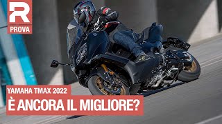 Yamaha TMax 2022  prova  Ecco come è cambiato è ancora il miglior maxi scooter sul mercato [upl. by Jarad981]