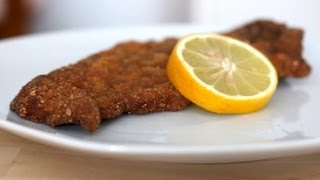 Die ProfiTricks für das perfekte Wiener Schnitzel [upl. by Bill]