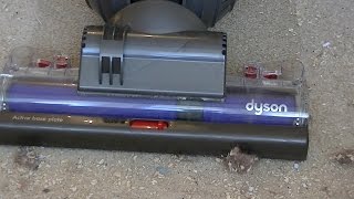 Dyson DC40 2015 Vacuum Cleaner Demonstration amp Review [upl. by Aluino]