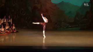 Giorgi Potskhishvili Frondoso Variation from the ballet Laurencia  Tbilisi Ballet Festival [upl. by Aihsinyt]