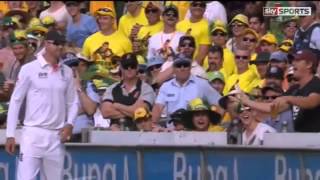 Kevin Pietersen is tricked by an Australian for his signature during Ashes 2013 [upl. by Ydisahc886]